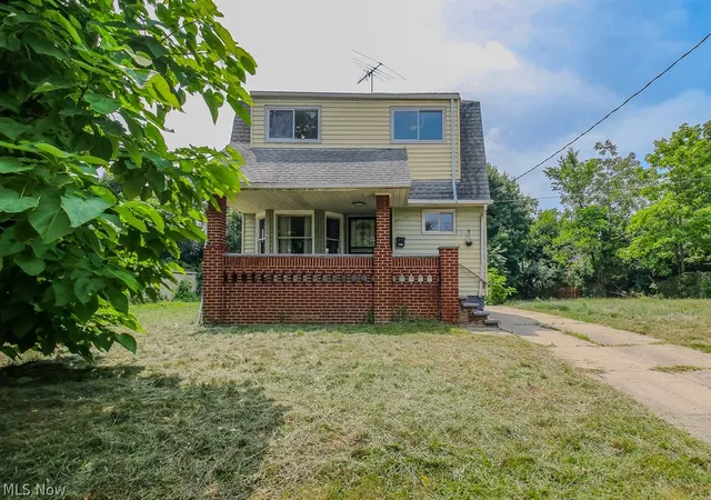 Photo 1 of Single family home for sale at 980 Evangeline Rd, Cleveland, OH 44110 | MLS# 5229756 | Listing updated on 2026-09-25