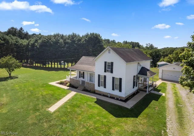 3rd image of 466 Palestine Rd, Elizabeth, WV 26143 | MLS# 5230785
