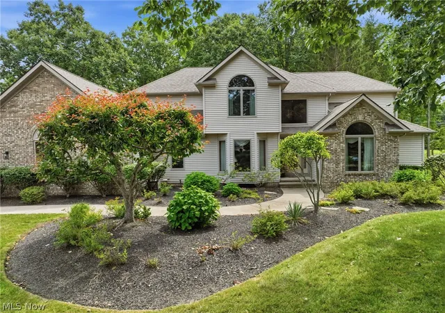 1st image of 6435 Suzanne Ln, Solon, OH 44139 | MLS# 5224918