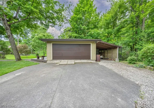 Photo 4 of Single family home for sale at 6718 Case Rd, North Ridgeville, OH 44039 | MLS# 5227905 | Listing updated on 2026-07-30
