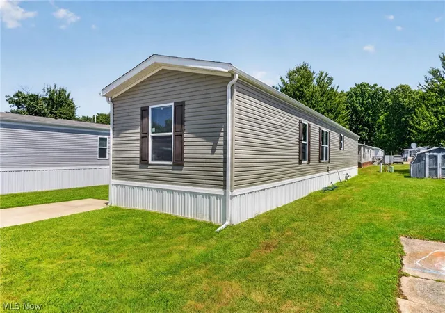 3rd image of 187 Garfield Ln, Jefferson, OH 44047 | MLS# 5230925
