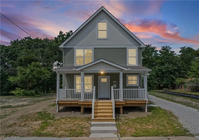 1st image of 747 749 Excelsior, Akron, OH 44306 | MLS# 5230929