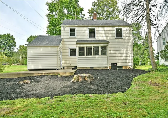 4th image of 471 N Main St, Poland, OH 44514 | MLS# 5230917