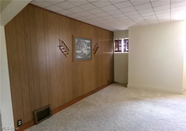 5th image of 824 Grandview Ave, Coshocton, OH 43812 | MLS# 5230940