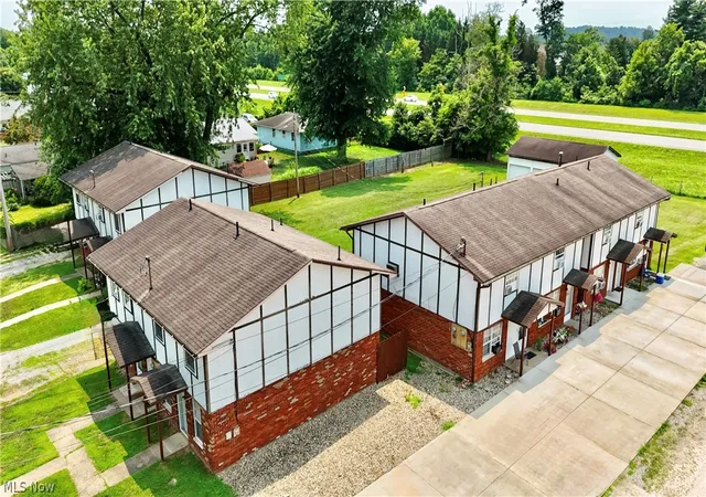 1st image of 1601 Hill St, Belpre, OH 45714 | MLS# 5230996