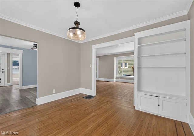 Photo 4 of Sale Pending at 18104 Windward Rd, Cleveland, OH 44119 | MLS# 5230588 | Listing updated on 2026-08-26
