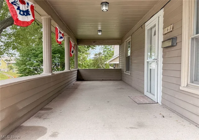 Photo 3 of Single family home for sale at 168 Poland Ave, Struthers, OH 44471 | MLS# 5231062 | Listing updated on 2026-08-25
