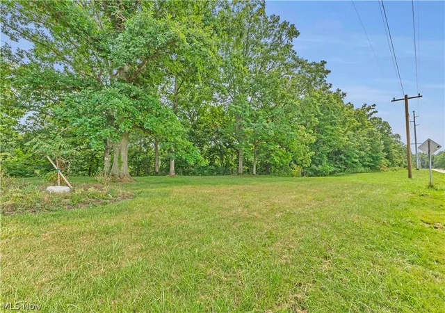 Photo 2 of Sale Pending at 19971 Indian Holw Rd, Wellington, OH 44090 | MLS# 5231072 | Listing updated on 2026-08-20