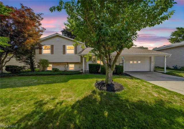 2nd image of 6389 Ambrose Dr, Mentor, OH 44060 | MLS# 5230897