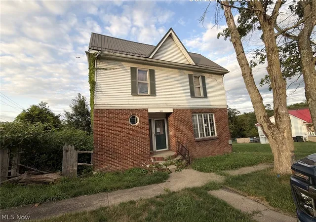 Photo 1 of Single family home for sale at 109 E North St, Cadiz, OH 43907 | MLS# 5230900 | Listing updated on 2026-09-24