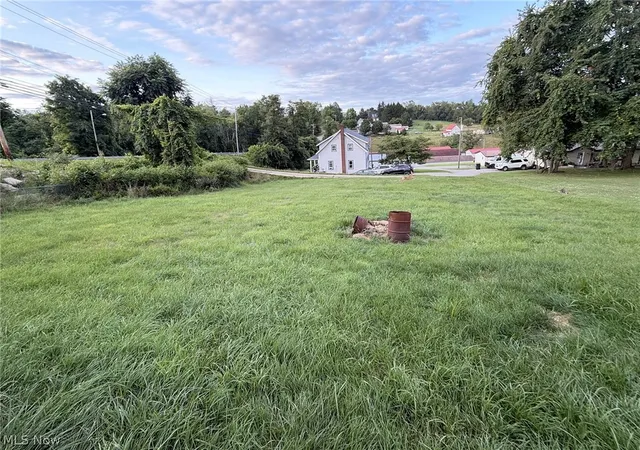 Photo 2 of Single family home for sale at 109 E North St, Cadiz, OH 43907 | MLS# 5230900 | Listing updated on 2026-09-24