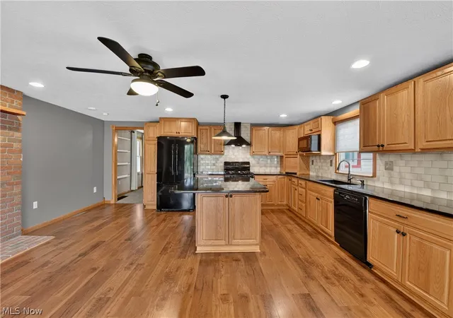 3rd image of 1563 Eastern Rd, Rittman, OH 44270 | MLS# 5231087