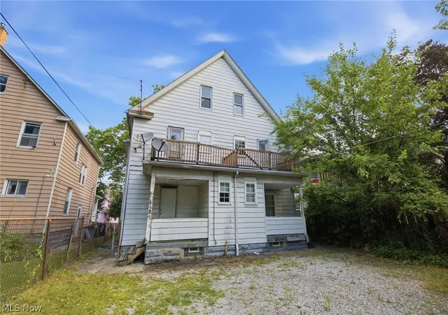 Listing Photo 2 - Condo for sale in building located at 3407 Daisy Ave, Cleveland, OH 44109 - Unit #