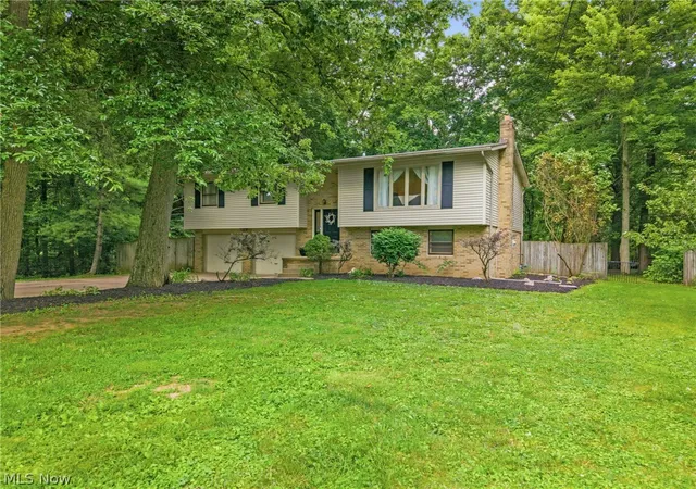 Photo 1 of Single family home for sale at 7910 Burkey Rd Nw, North Canton, OH 44720 | MLS# 5231013 | Listing updated on 2026-08-27