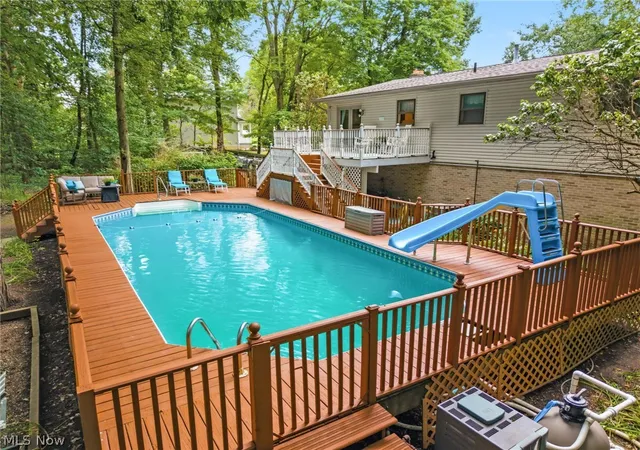 Photo 4 of Single family home for sale at 7910 Burkey Rd NW, North Canton, OH 44720 | MLS# 5231013 | Listing updated on 2026-08-27