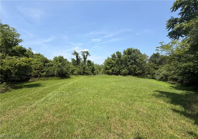 2nd image of 1625 Ac Rear 17th Ave, Parkersburg, WV 26101 | MLS# 5231112