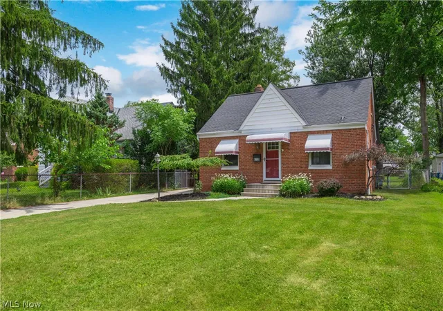 2nd image of 6729 Orchard Blvd, Cleveland, OH 44130 | MLS# 5230353