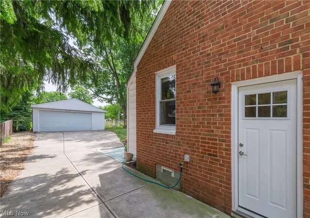 5th image of 6729 Orchard Blvd, Cleveland, OH 44130 | MLS# 5230353