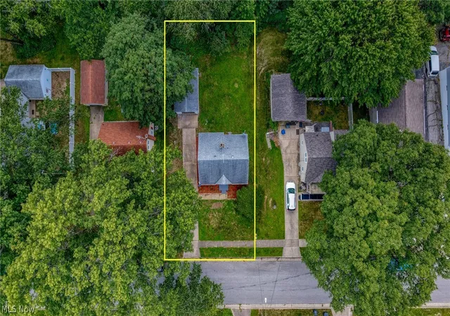 4th image of 106 E Dresden Ave, Akron, OH 44301 | MLS# 5231141