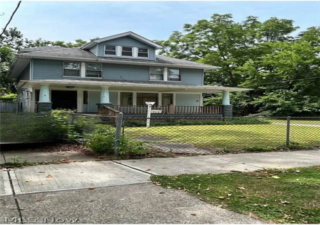 Photo 2 of Single family home for sale at 9910 Parmelee Ave, Cleveland, OH 44108 | MLS# 5230851 | Listing updated on 2026-09-29