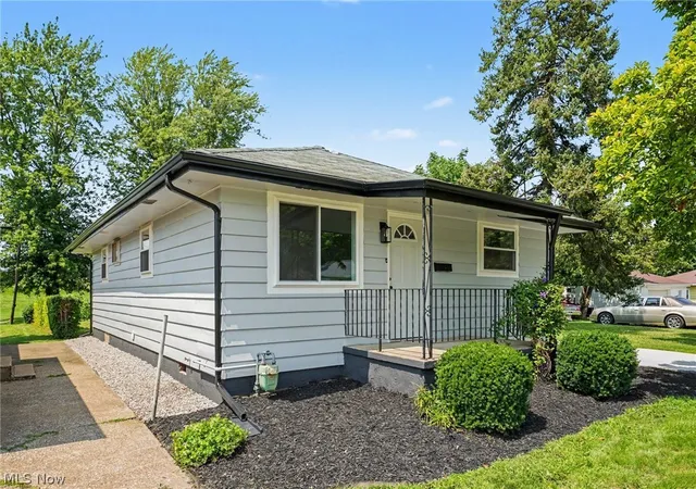 Photo 3 of Single family home for sale at 1119 E Parish St, Sandusky, OH 44870 | MLS# 5231086 | Listing updated on 2026-08-18