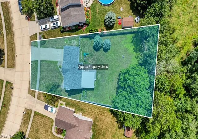 3rd image of 7402 Fayette Blvd, Chippewa Lake, OH 44215 | MLS# 5231206