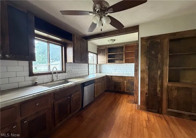 Photo 2 of Single family home for sale at 8127 Garfield Blvd, Cleveland, OH 44125 | MLS# 5231237 | Listing updated on 2026-08-29