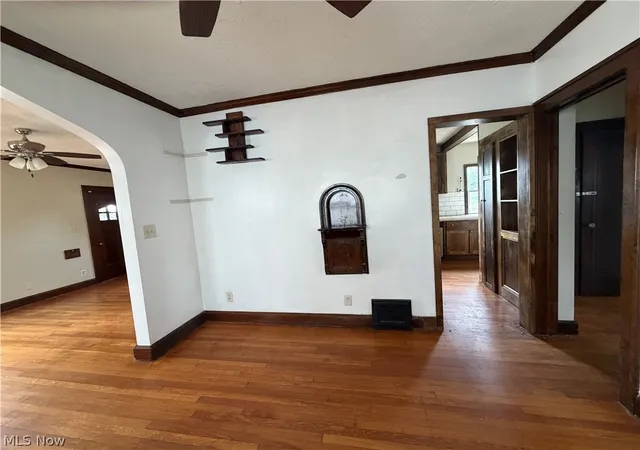 Photo 4 of Single family home for sale at 8127 Garfield Blvd, Cleveland, OH 44125 | MLS# 5231237 | Listing updated on 2026-08-29