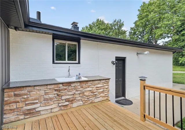 4th image of 1210 Killian Rd, Akron, OH 44312 | MLS# 5229450