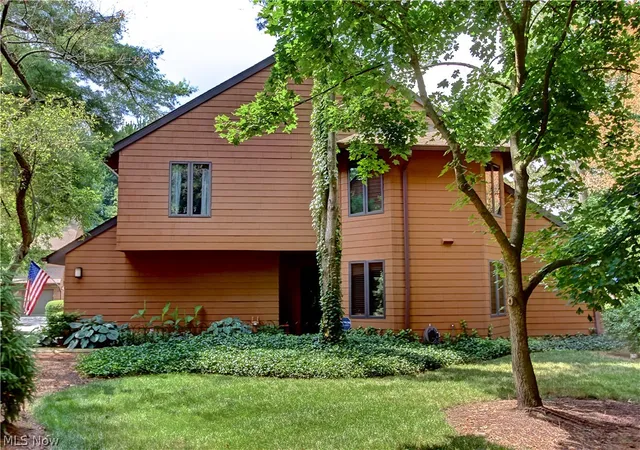1st image of 30105 Center Ridge Rd #G, Westlake, OH 44145 | MLS# 5231195