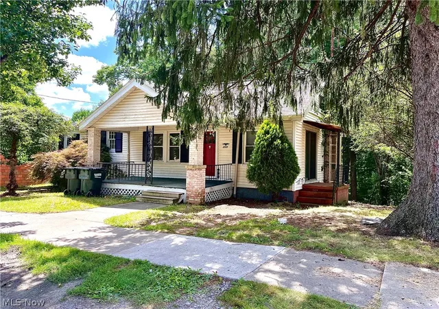 Photo 3 of Single family home for sale at 228 E Main St, Freeport, OH 43973 | MLS# 5231265 | Listing updated on 2026-08-20