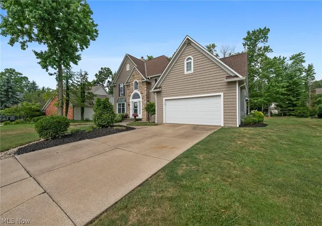 2nd image of 11431 Labrador Ln, Concord Township, OH 44077 | MLS# 5229584