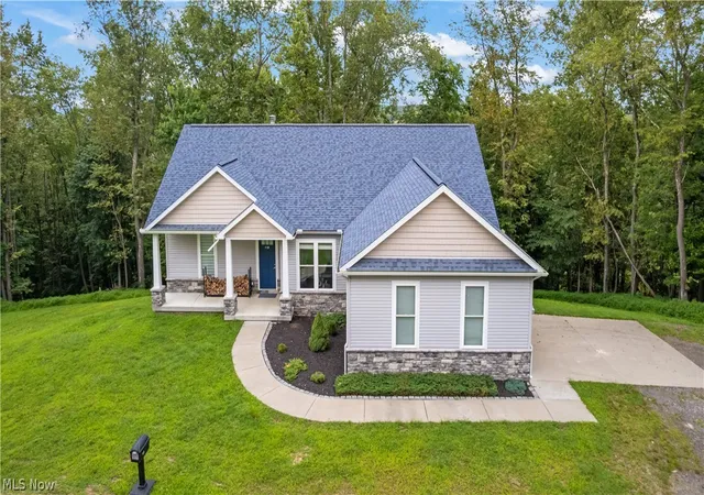 1st image of 119 Riverside Dr, New Cumberland, WV 26047 | MLS# 5231232