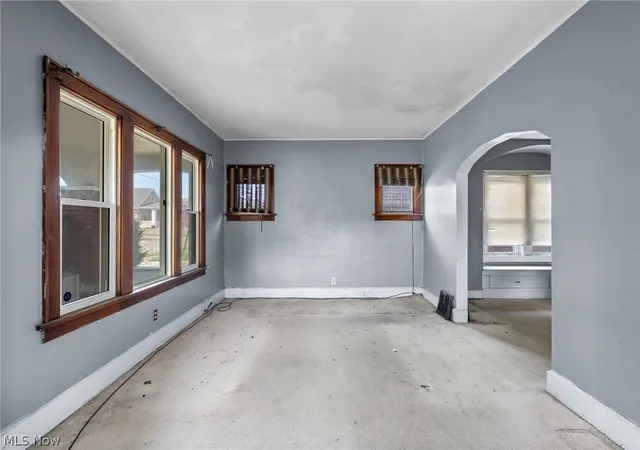 4th image of 2203 5Th St Ne, Canton, OH 44704 | MLS# 5231058
