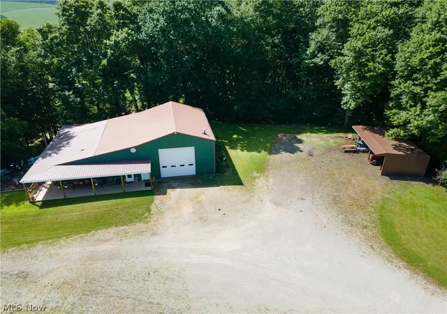 Photo 3 of Sale Pending at 18412 Pigeon Roost Rd, Howard, OH 43028 | MLS# 5231257 | Listing updated on 2026-08-27