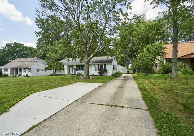 19th image of 230 Valley View Dr, Wadsworth, OH 44281 | MLS# 5229795
