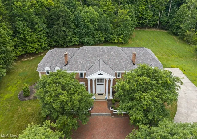 2nd image of 8600 Sanctuary Dr, Mentor, OH 44060 | MLS# 5231212