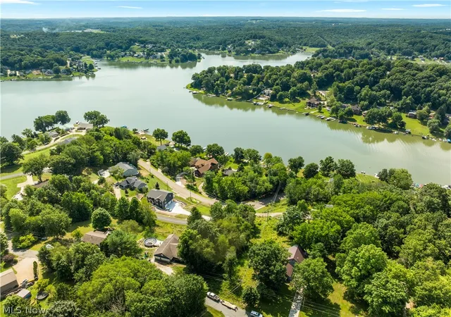2nd image of 1 Opata Trl, Malvern, OH 44644 | MLS# 5231221