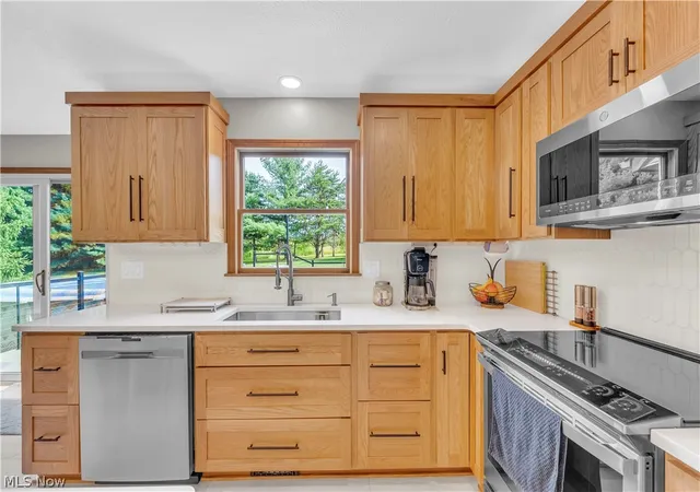 4th image of 6999 Spencer Lake Rd, Medina, OH 44256 | MLS# 5230806