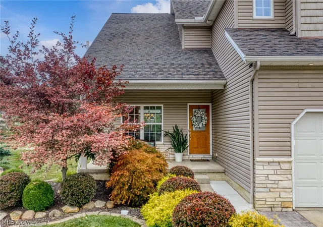 Photo 4 of Single family home for sale at 3528 Brook Ct, Avon, OH 44011 | MLS# 5231074 | Listing updated on 2026-08-31