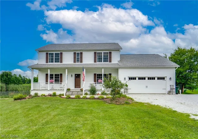 1st image of 7253 Edison St Ne, Hartville, OH 44632 | MLS# 5231181