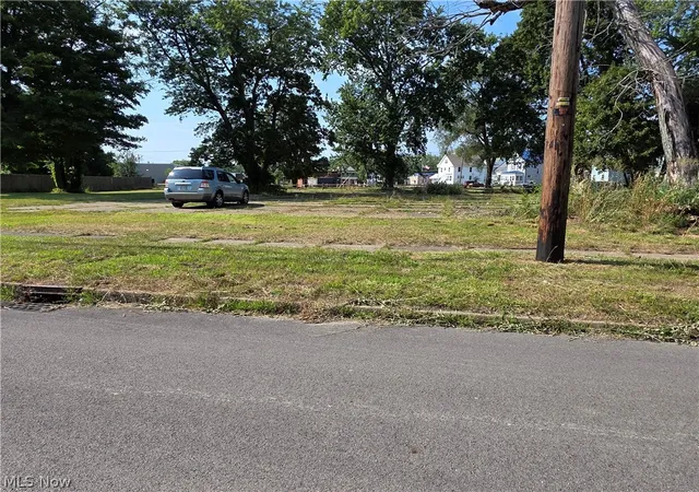 Photo 4 of Land for sale at 4823 Mckinley Ave, Ashtabula, OH 44004 | MLS# 5231399 | Listing updated on 2026-08-31