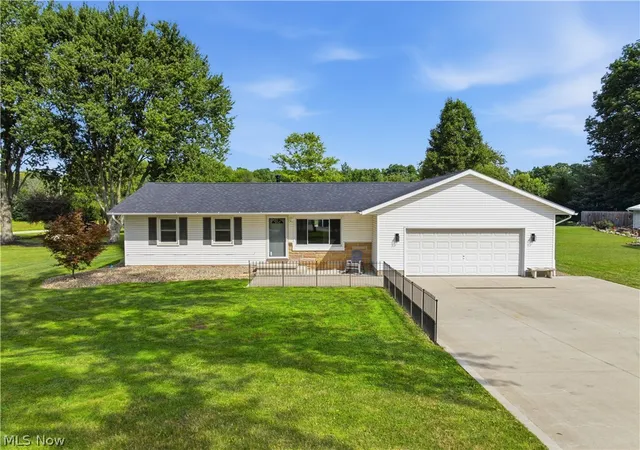 Photo 2 of Sale Pending at 12832 S Portage St, Doylestown, OH 44230 | MLS# 5223936 | Listing updated on 2026-08-02