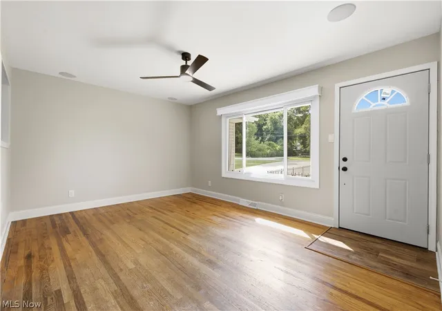 Photo 3 of Sale Pending at 12832 S Portage St, Doylestown, OH 44230 | MLS# 5223936 | Listing updated on 2026-08-02