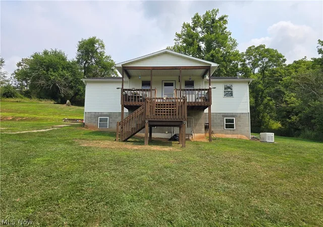 3rd image of 1229 Woodyard Creek Rd, Washington, WV 26181 | MLS# 5231443