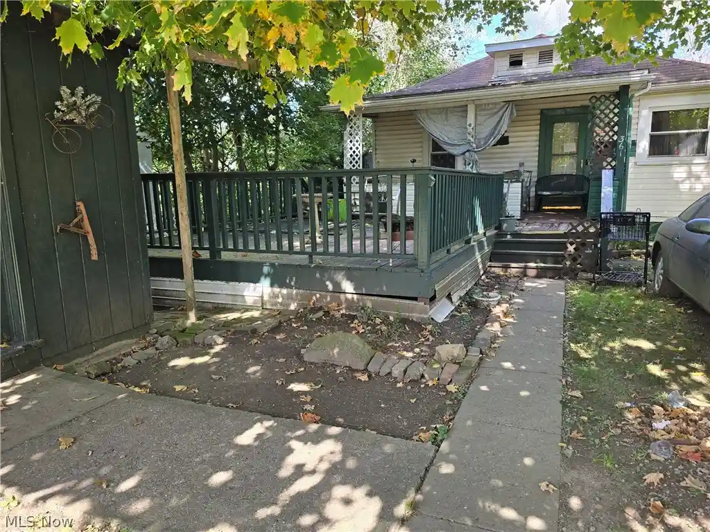 Photo 1 of Single family home for sale at 361 Central Ct, Steubenville, OH 43952 | MLS# 5231405 | Listing updated on 2026-10-12