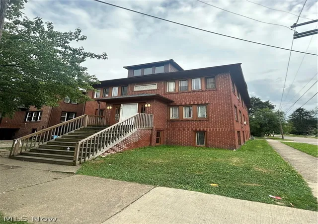 1st image of 228 Cole Ave, Akron, OH 44301 | MLS# 5231356