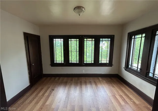 3rd image of 228 Cole Ave, Akron, OH 44301 | MLS# 5231356