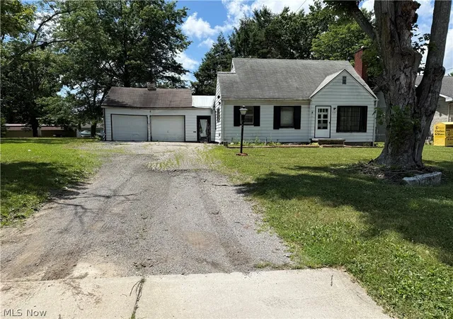 1st image of 132 N Canfield Niles Rd, Youngstown, OH 44515 | MLS# 5231476