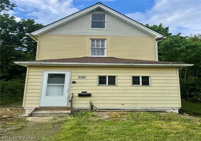 1st image of 556 W Myrtle Ave, Youngstown, OH 44511 | MLS# 5231350